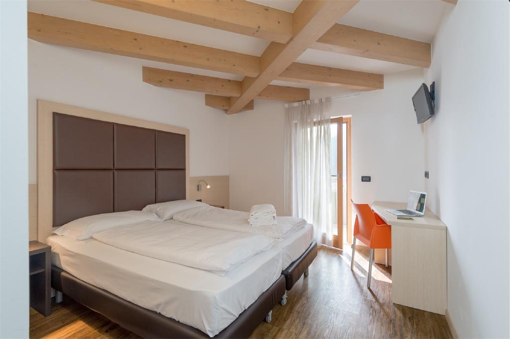 Villa Cameras Room And Breakfast Mori Kültér fotó